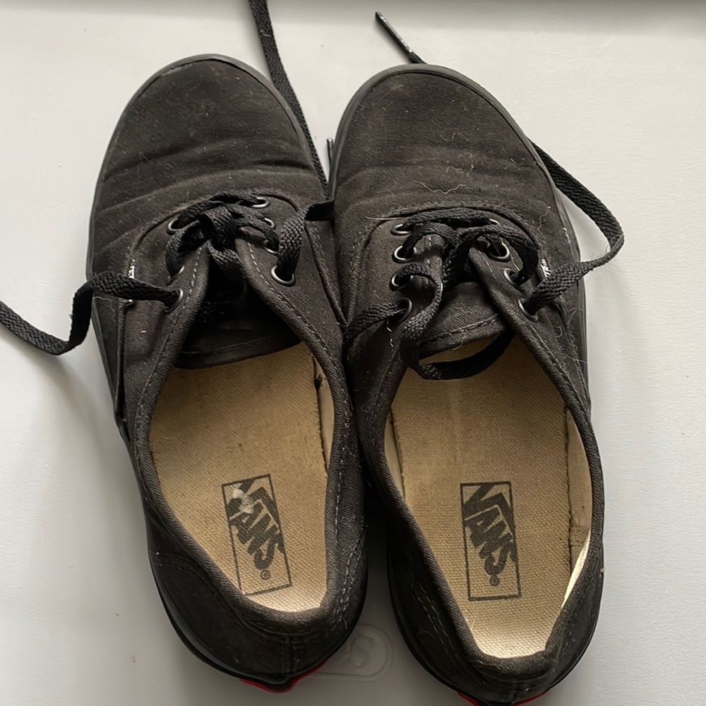 Black vans - A